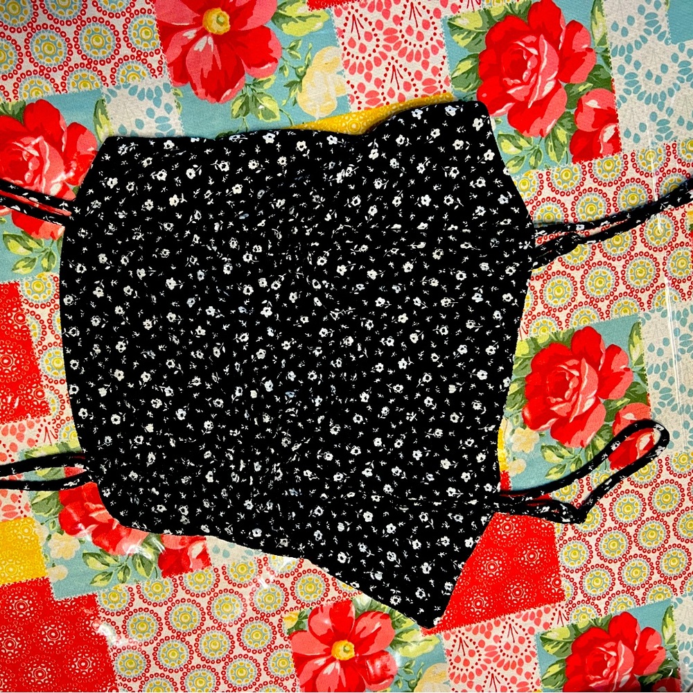 Top size large